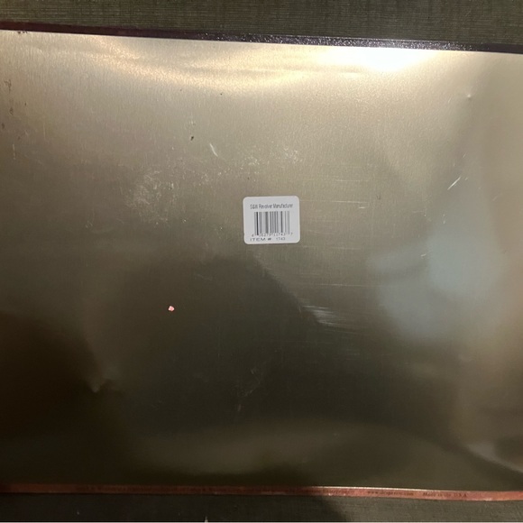 Tin Smith & Wesson wall hanging. - Picture 3 of 3